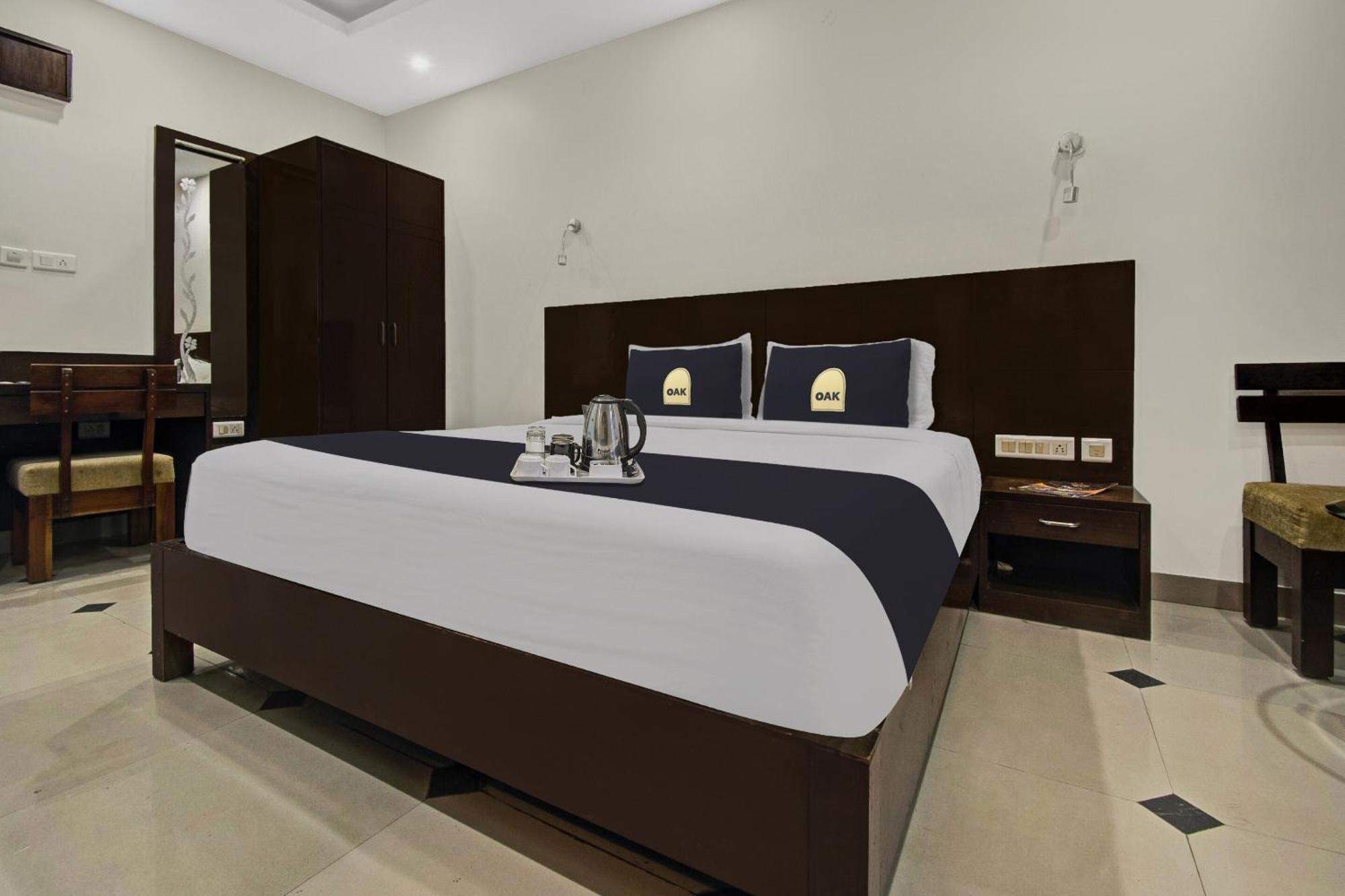 Townhouse Oak Hotel Heritage Heights Dźajpur Zewnętrze zdjęcie