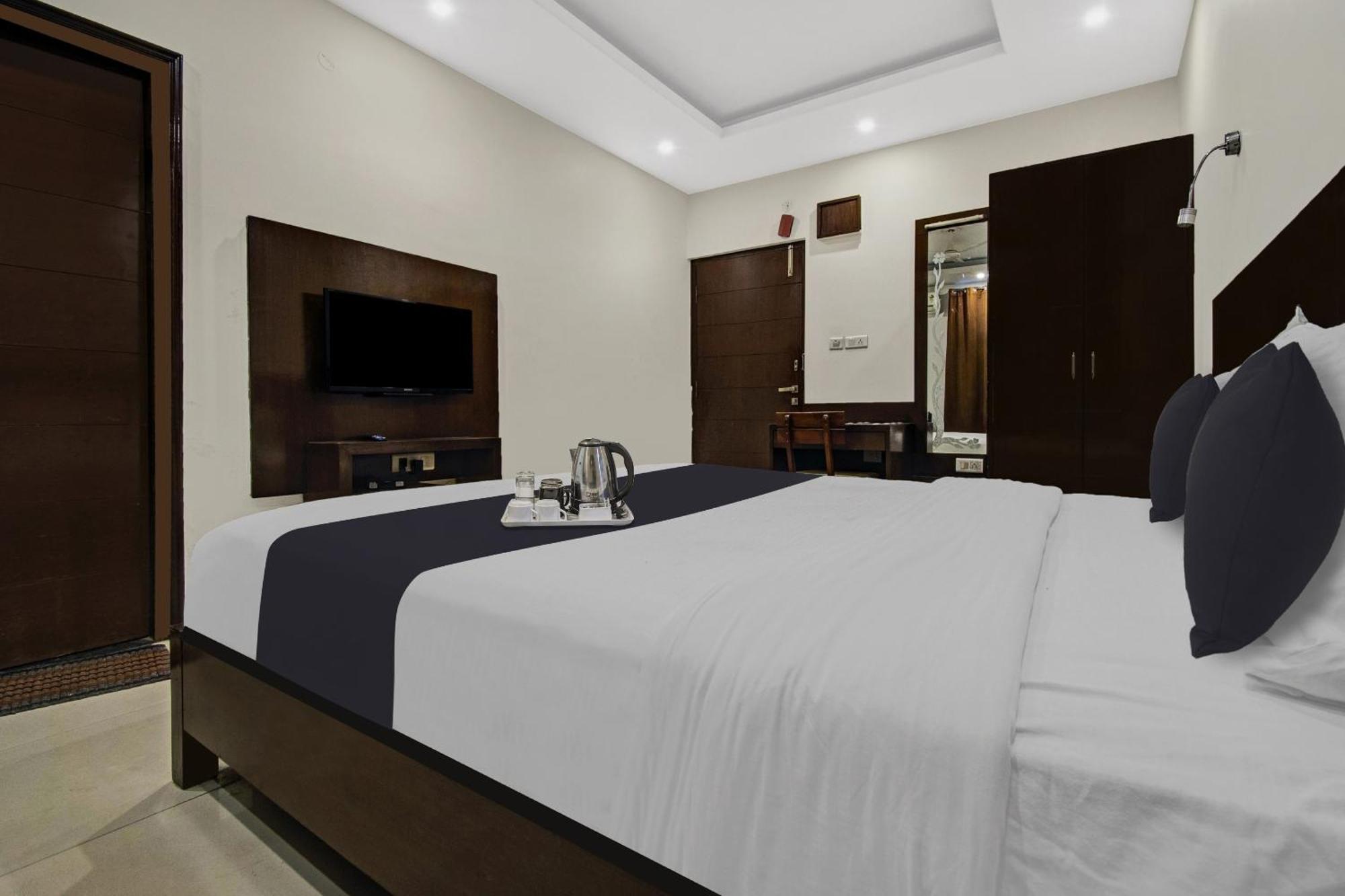 Townhouse Oak Hotel Heritage Heights Dźajpur Zewnętrze zdjęcie